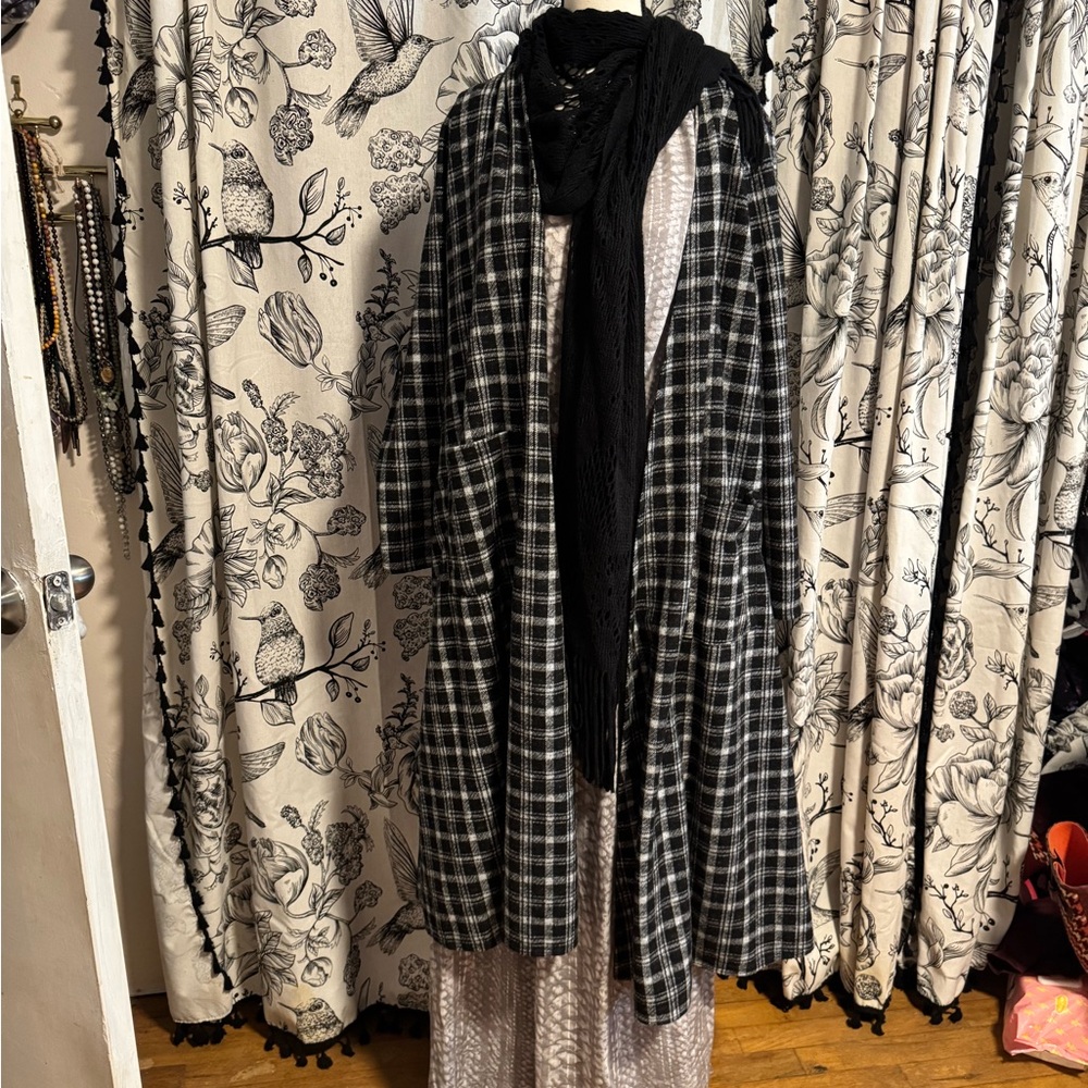LuLaRoe Black and Gray Plaid extra ling cardigan duster